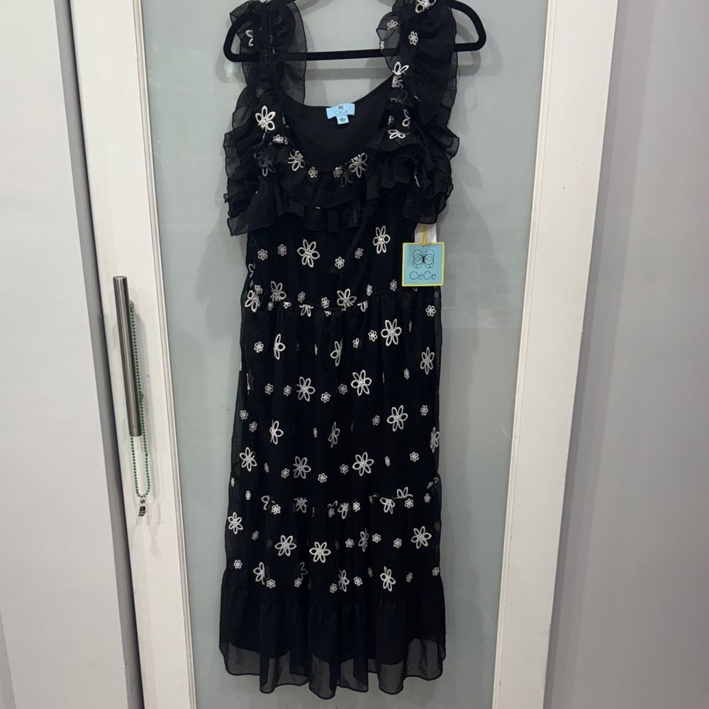 CeCe NWT Women’s Black White Square Neck Ruffled Eyelet Flower Maxi Dress XL
